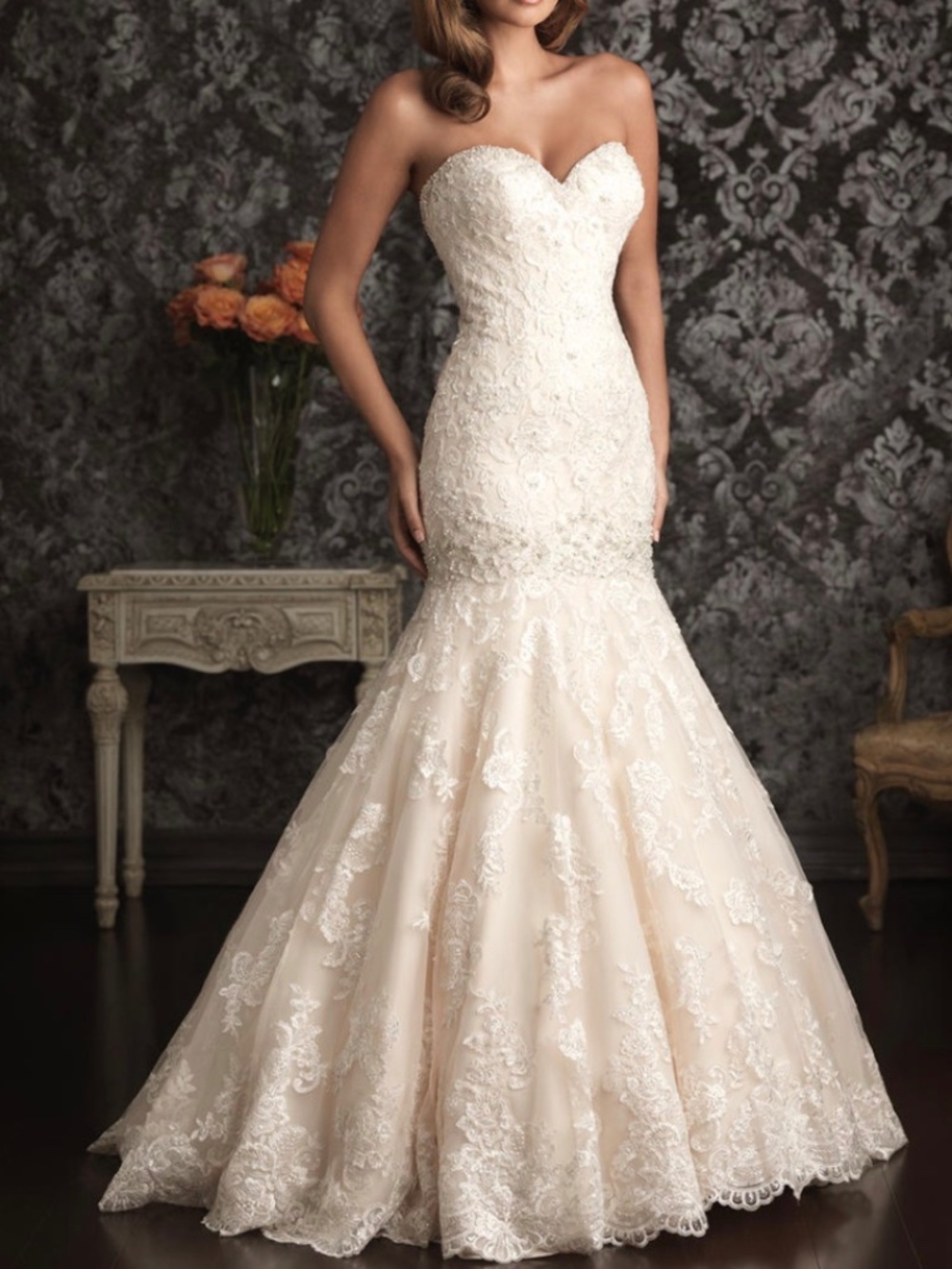 Mermaid Wedding Dress: Allure 9018